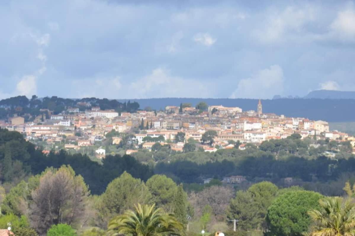 לה קסטלה Maison Au Castellet מראה חיצוני תמונה