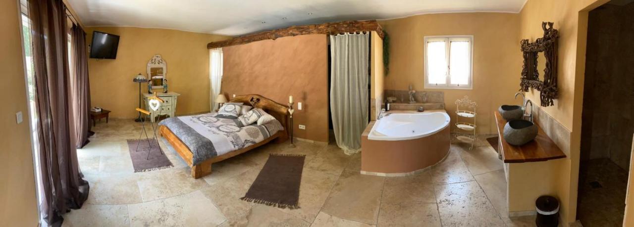 לה קסטלה Maison Au Castellet מראה חיצוני תמונה